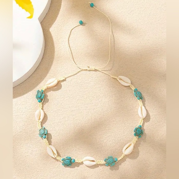 Seashell Bead Sea Turtle Adjustable Necklace - Picture 2 of 3
